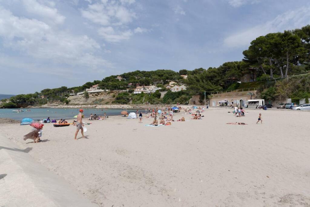Апартаменты St-Cyr - Studio Avec Balcon, Vue Mer Et Proche Plage Сен-Сир-сюр-Мер Экстерьер фото